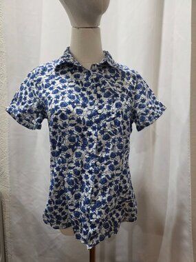 Blue and white Floral Hawaiian style button down shirt
